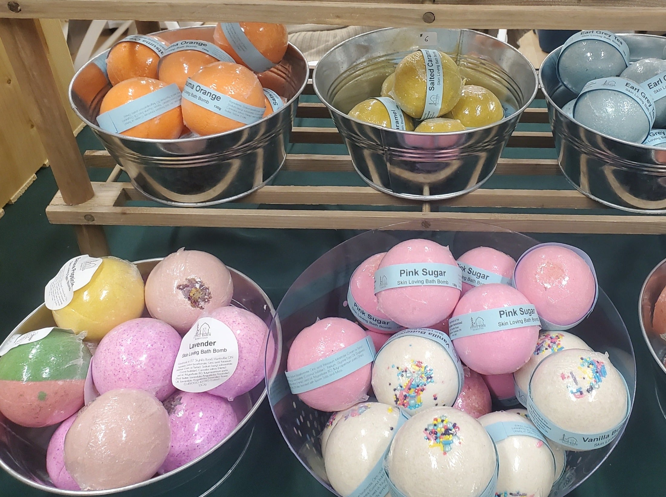 Skin Loving Round Bath Bombs