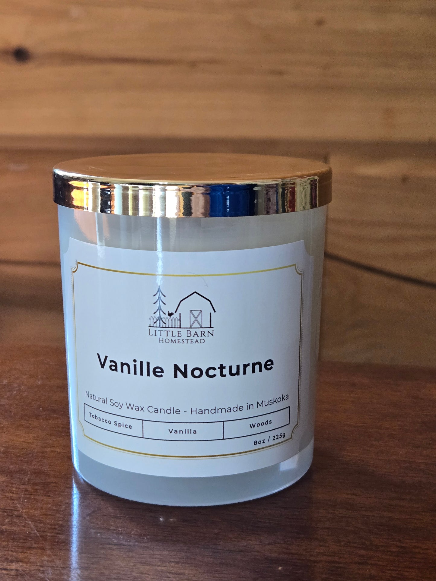 Vanille Nocturne Elegant Candle with Wooden Wick and Gold Lid